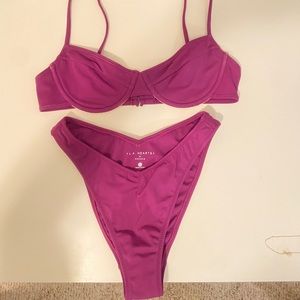 Kendall and Kylie underwire bikini set size xs in excellent condition